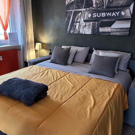 Bon Bon Del Centro No Ztl A Due Passi Da Piazza Alfieri Apartment อัสตี ภายนอก รูปภาพ